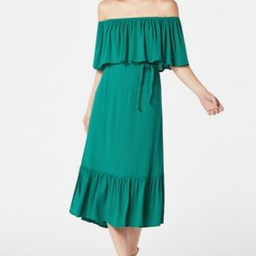 3X$25. JUST FAB Green Ruffle Off Shoulder Dress Size XL